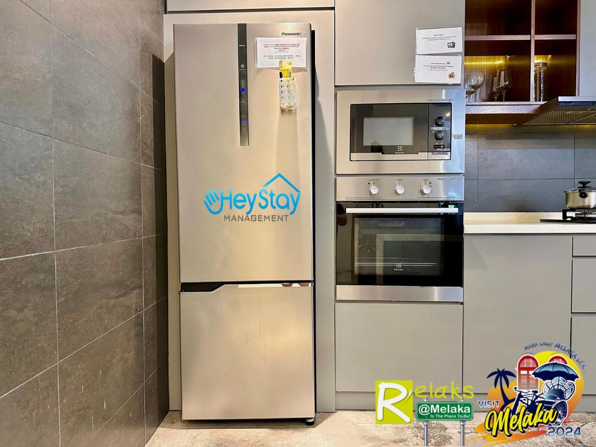 Modern Cave Walking Distance 5mins To Jonker Guest house *
