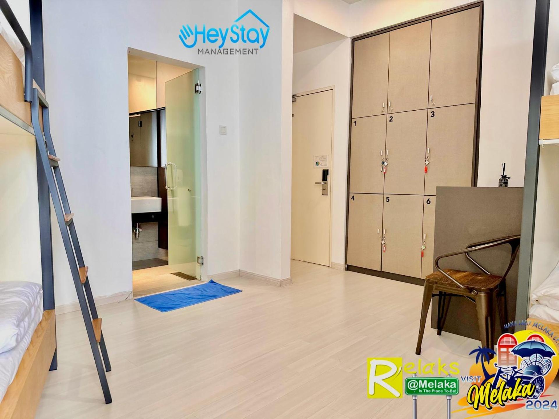 Guest house Modern Cave Walking Distance 5mins To Jonker